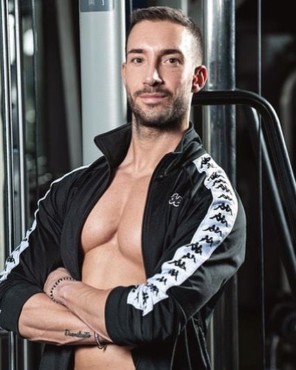Tutto su Nicolò Famiglietti, il beauty fitness trainer